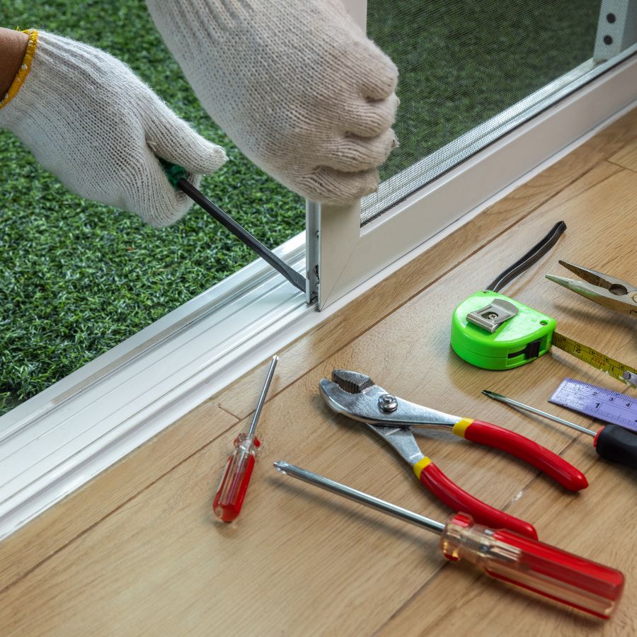 sliding door hollywood